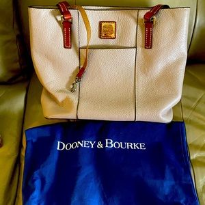 Dooney & Bourke Shoulder Bag
